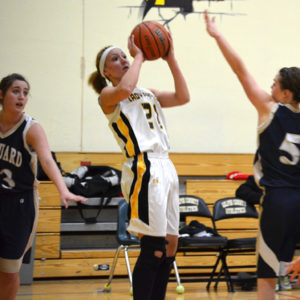 girlsvarsityBB_03
